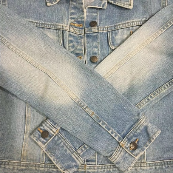 Carols Denims Womens Jean Jacket Blue Buttons M - Picture 5 of 6